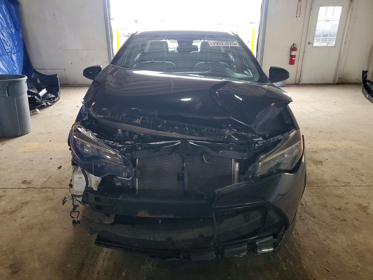 2018 TOYOTA COROLLA LE photo 9