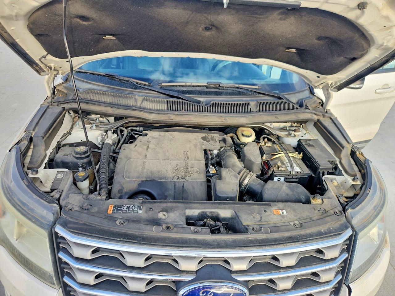 2016 FORD EXPLORER XLT photo 23