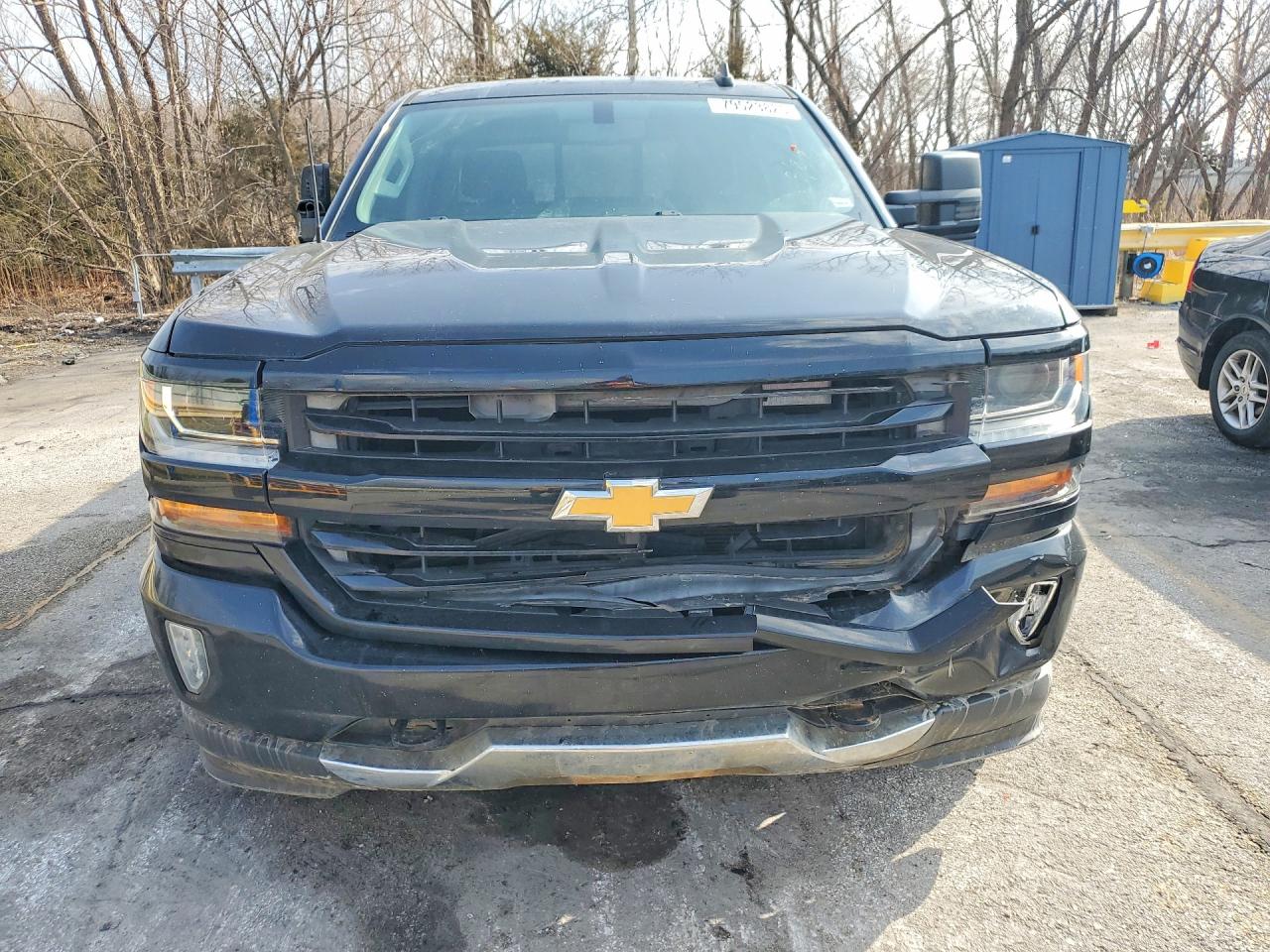 2017 CHEVROLET SILVERADO K1500 LT photo 9