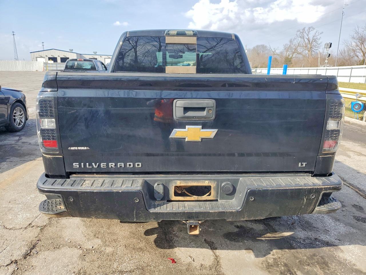 2017 CHEVROLET SILVERADO K1500 LT photo 11