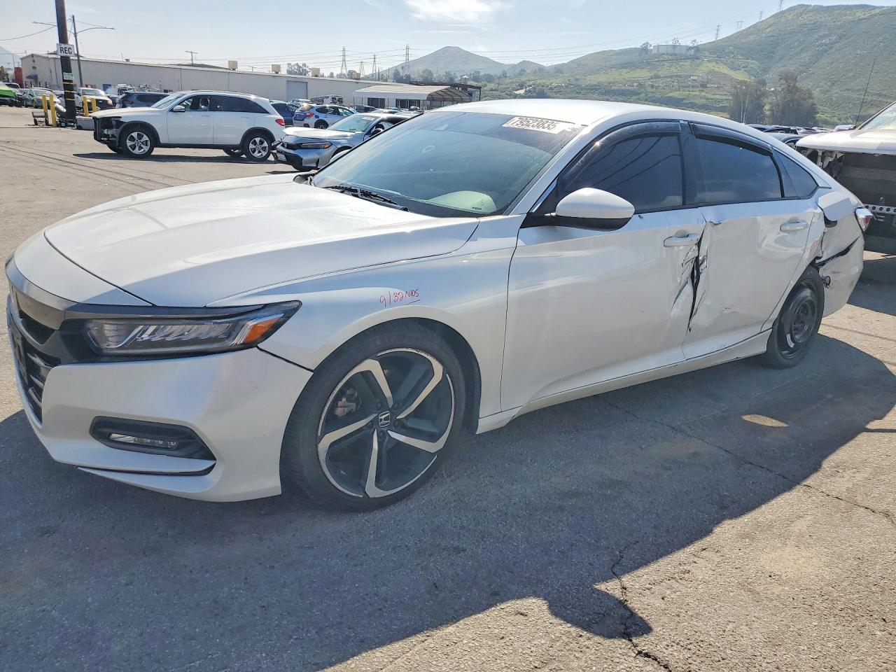 2018 HONDA ACCORD