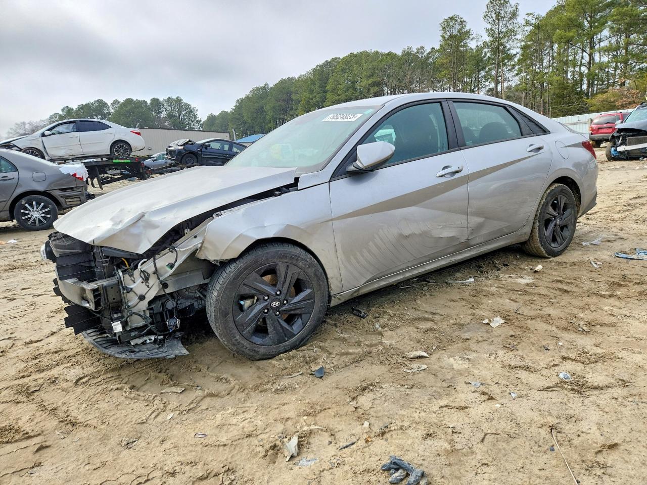 2022 HYUNDAI ELANTRA