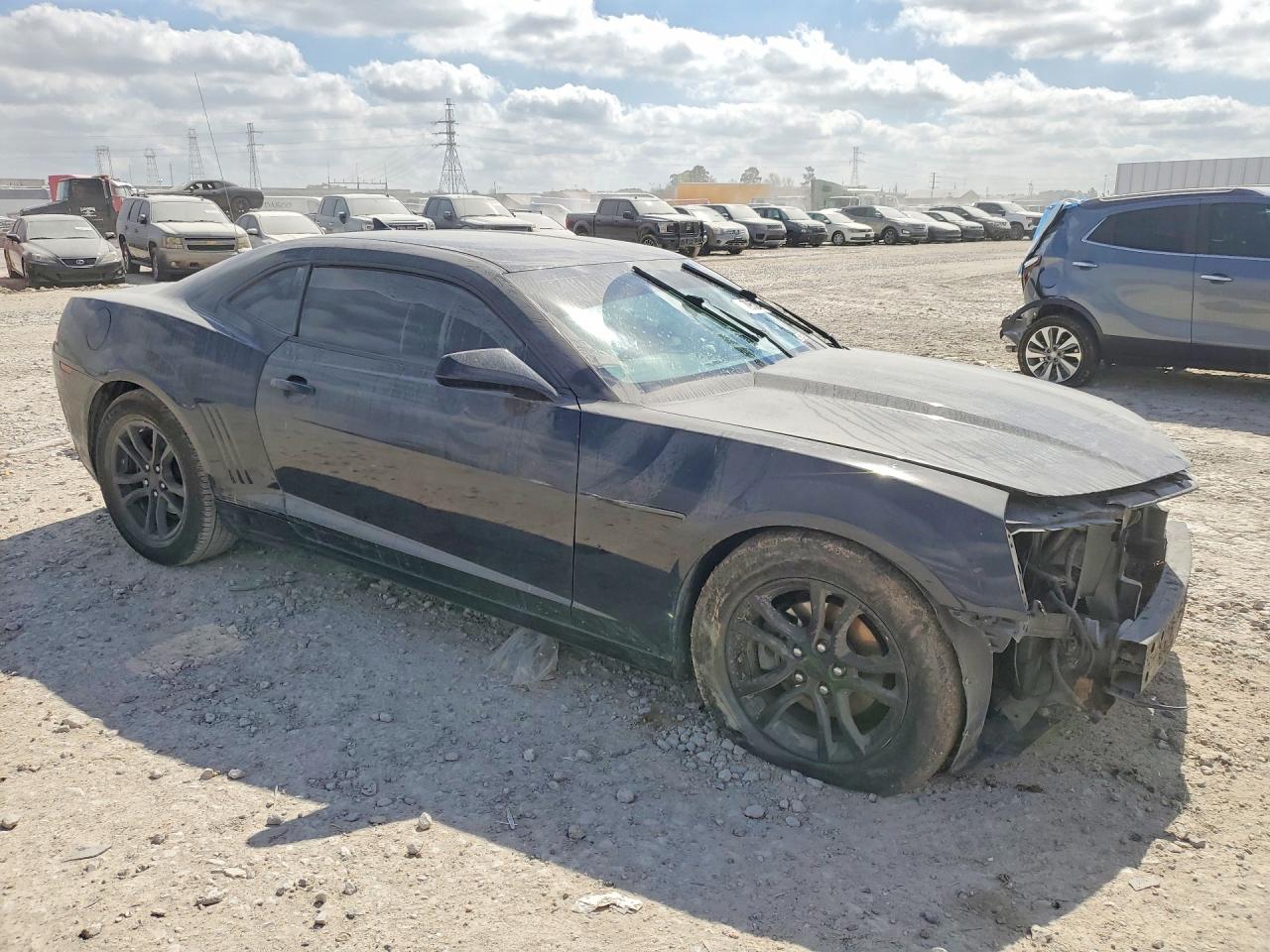 2015 CHEVROLET CAMARO LS photo 4