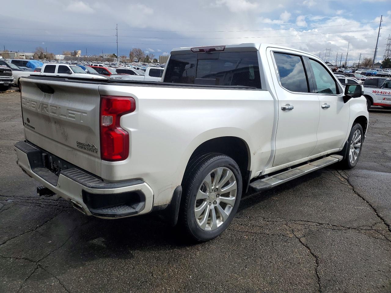 2020 CHEVROLET SILVERADO K1500 HIGH COUNTRY photo 3