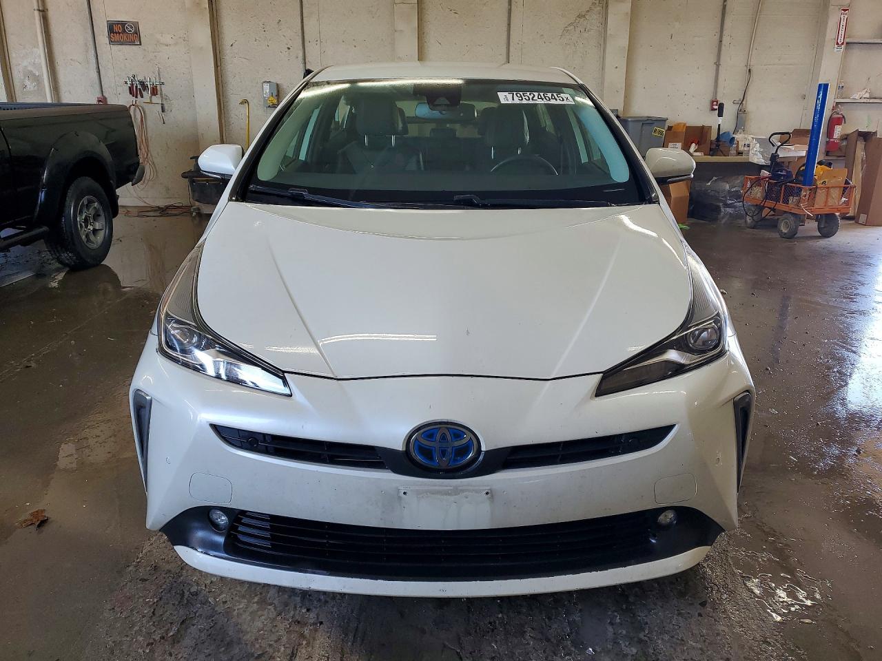 2019 TOYOTA PRIUS XLE AWD-E photo 5