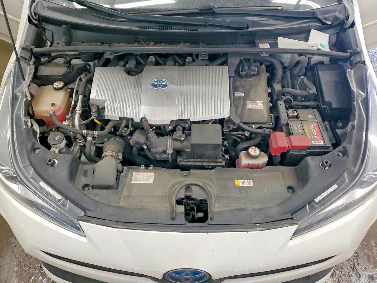 2019 TOYOTA PRIUS XLE AWD-E photo 12