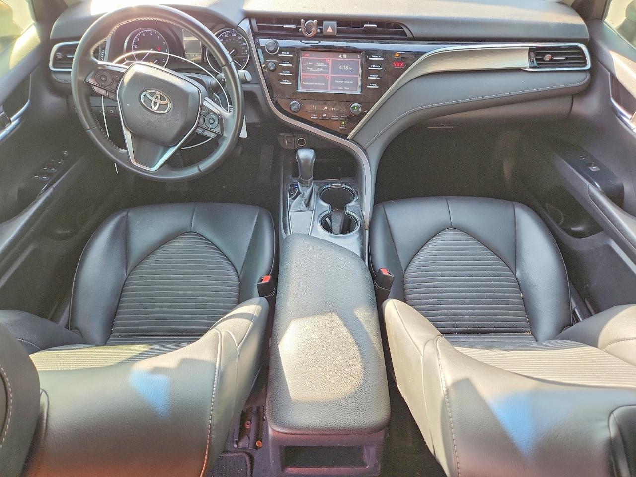 2018 TOYOTA CAMRY SE photo 15