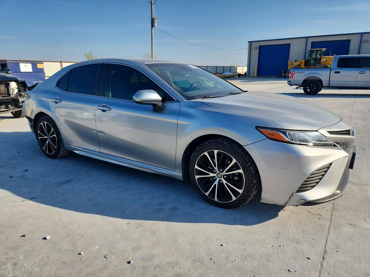 2018 TOYOTA CAMRY SE photo 7