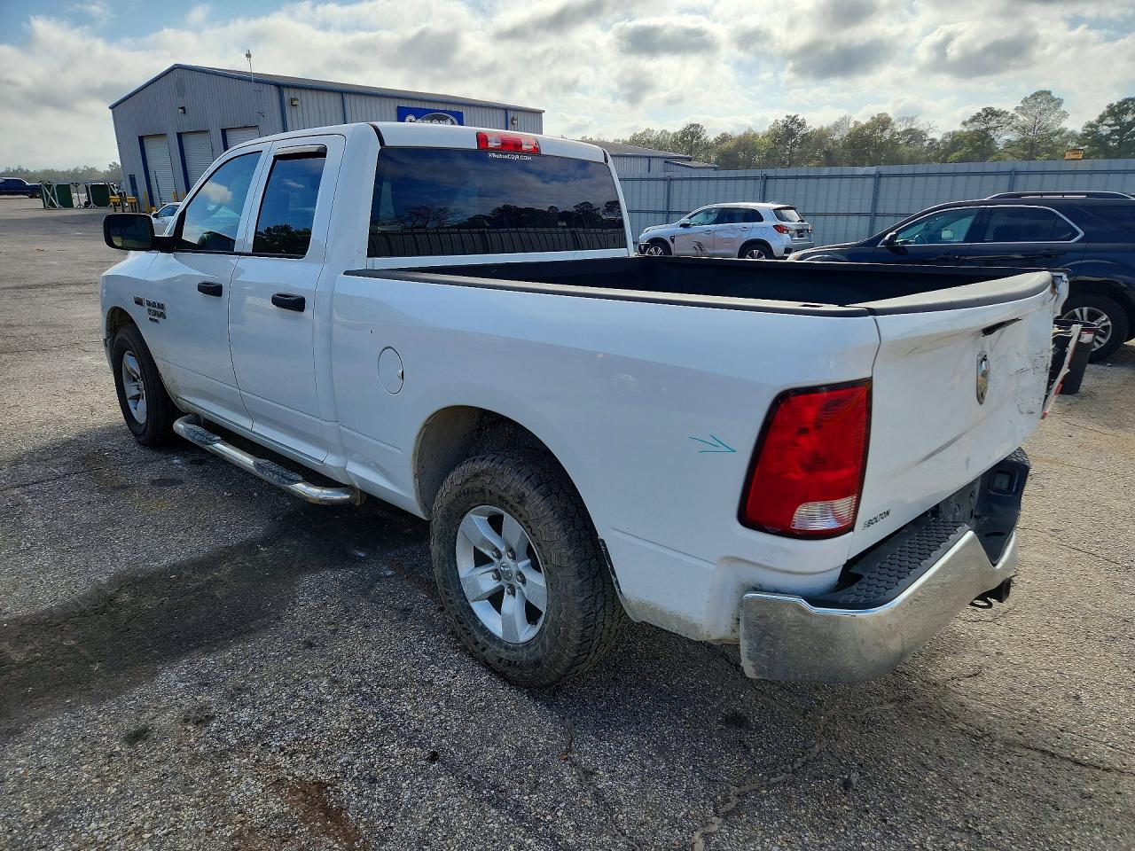 2019 RAM 1500 photo 3