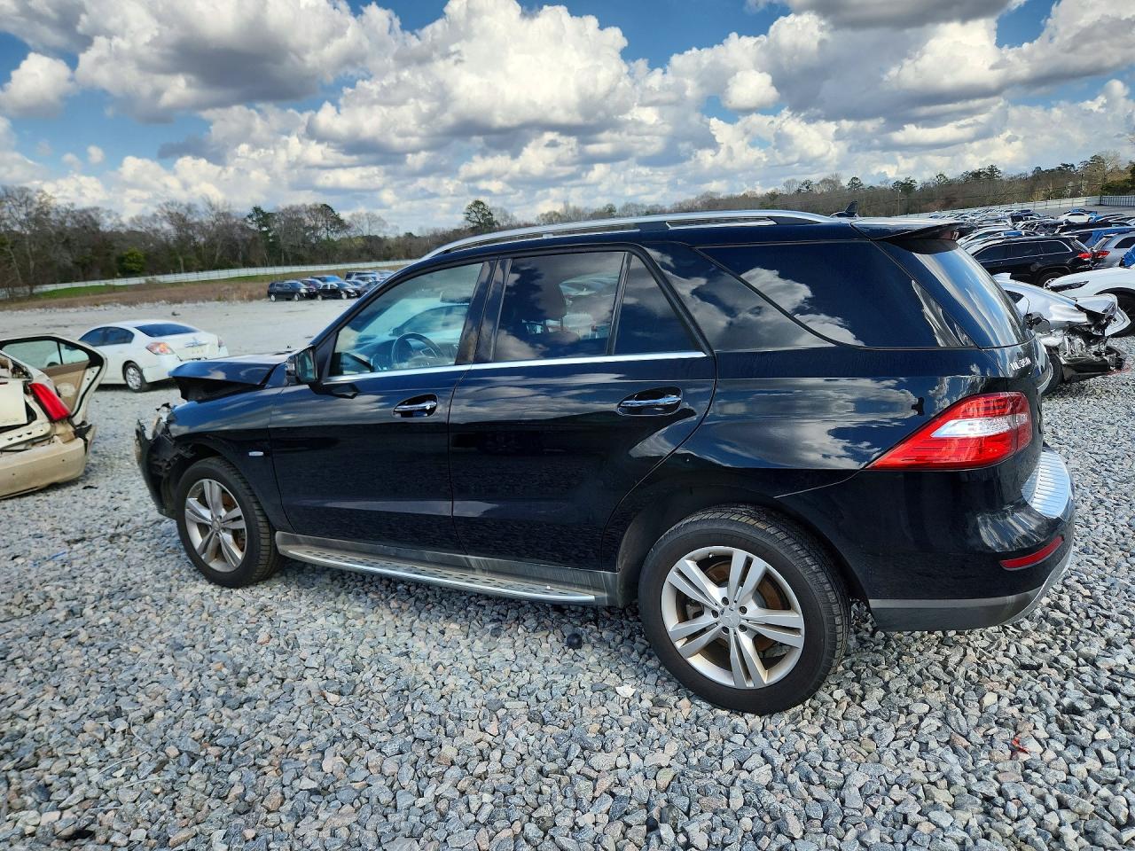 2012 MERCEDES-BENZ ML 350 4MATIC photo 2