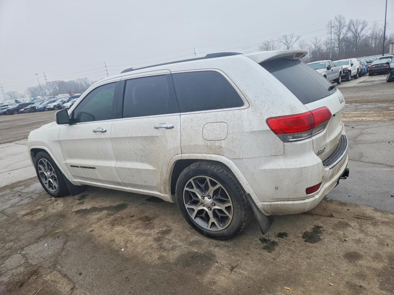 2019 JEEP GRAND CHEROKEE OVERLAND photo 3