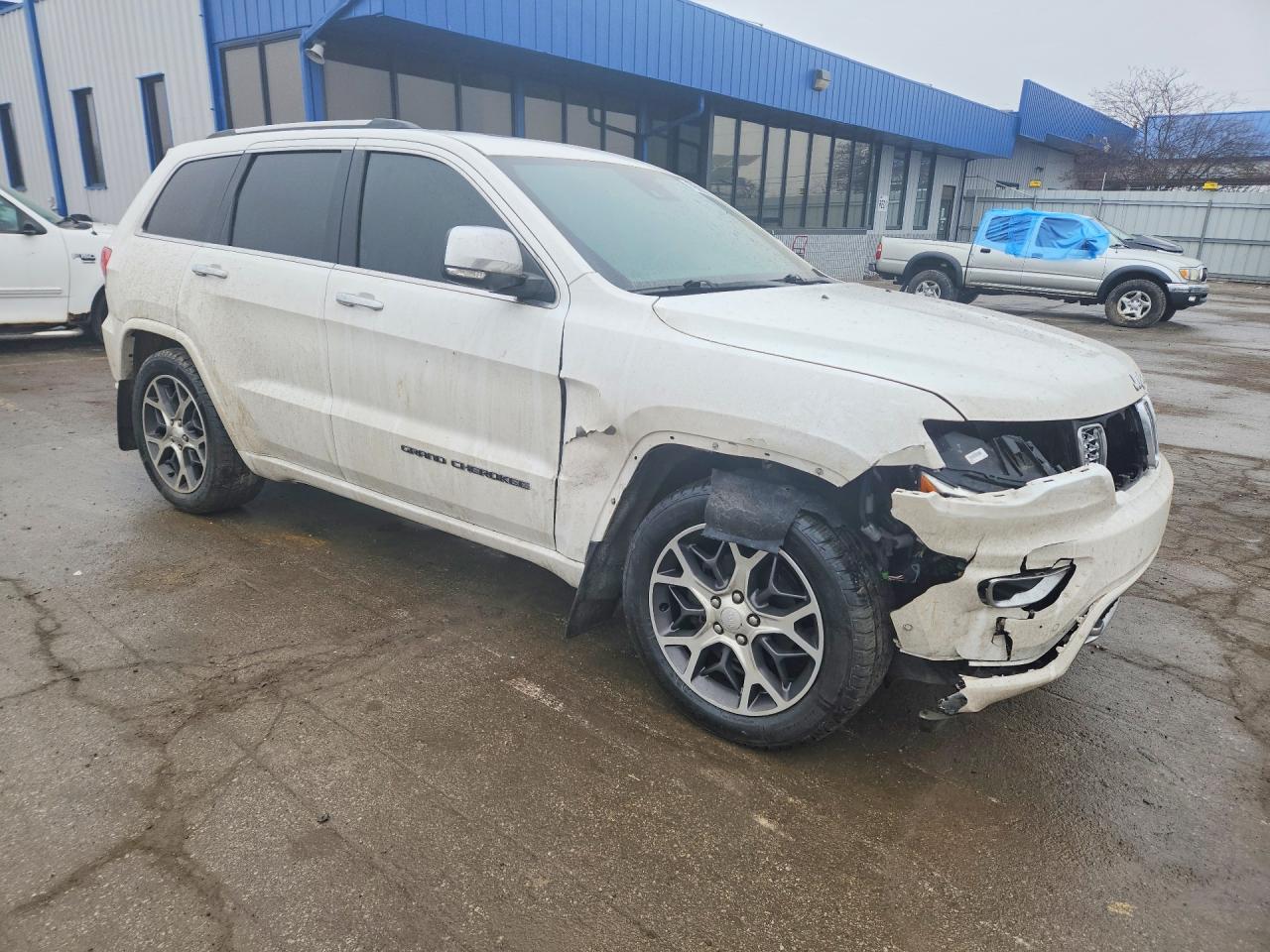 2019 JEEP GRAND CHEROKEE OVERLAND photo 7