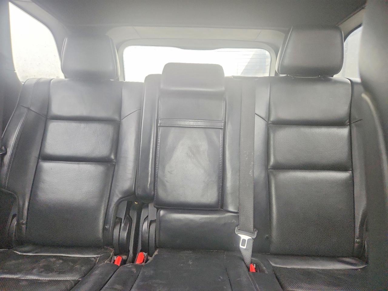 2019 JEEP GRAND CHEROKEE OVERLAND photo 19