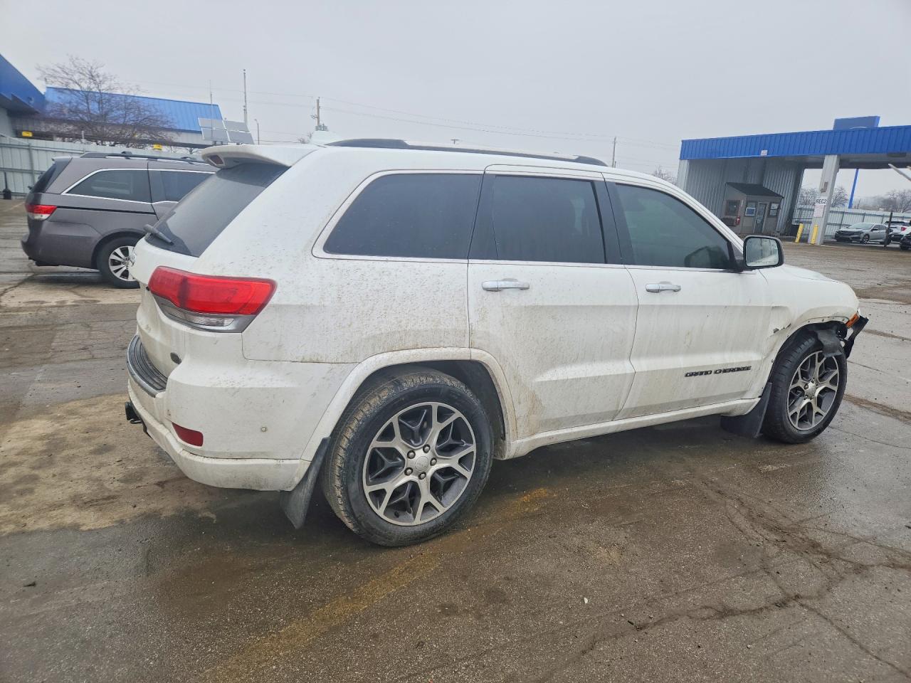 2019 JEEP GRAND CHEROKEE OVERLAND photo 5