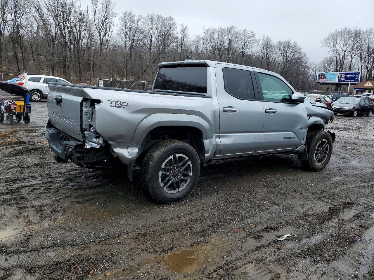 2024 TOYOTA TACOMA TRD SPORT HV photo 5