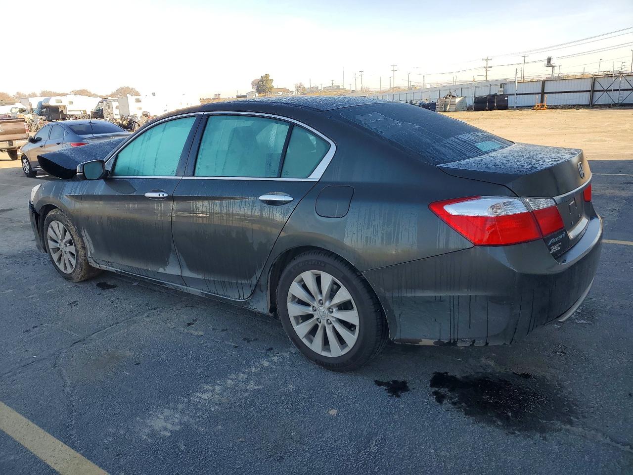2014 HONDA ACCORD photo 2