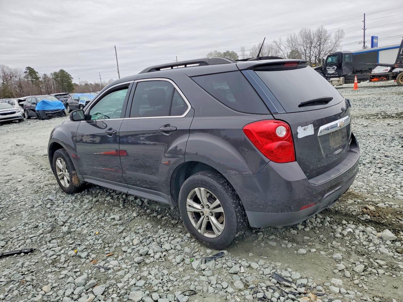 2014 CHEVROLET EQUINOX LT photo 2