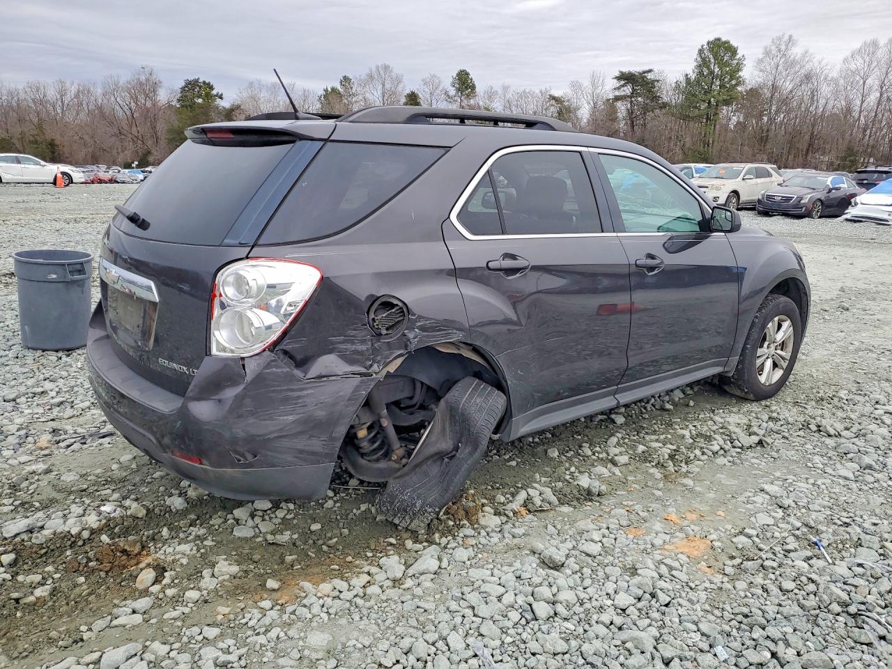 2014 CHEVROLET EQUINOX LT photo 3