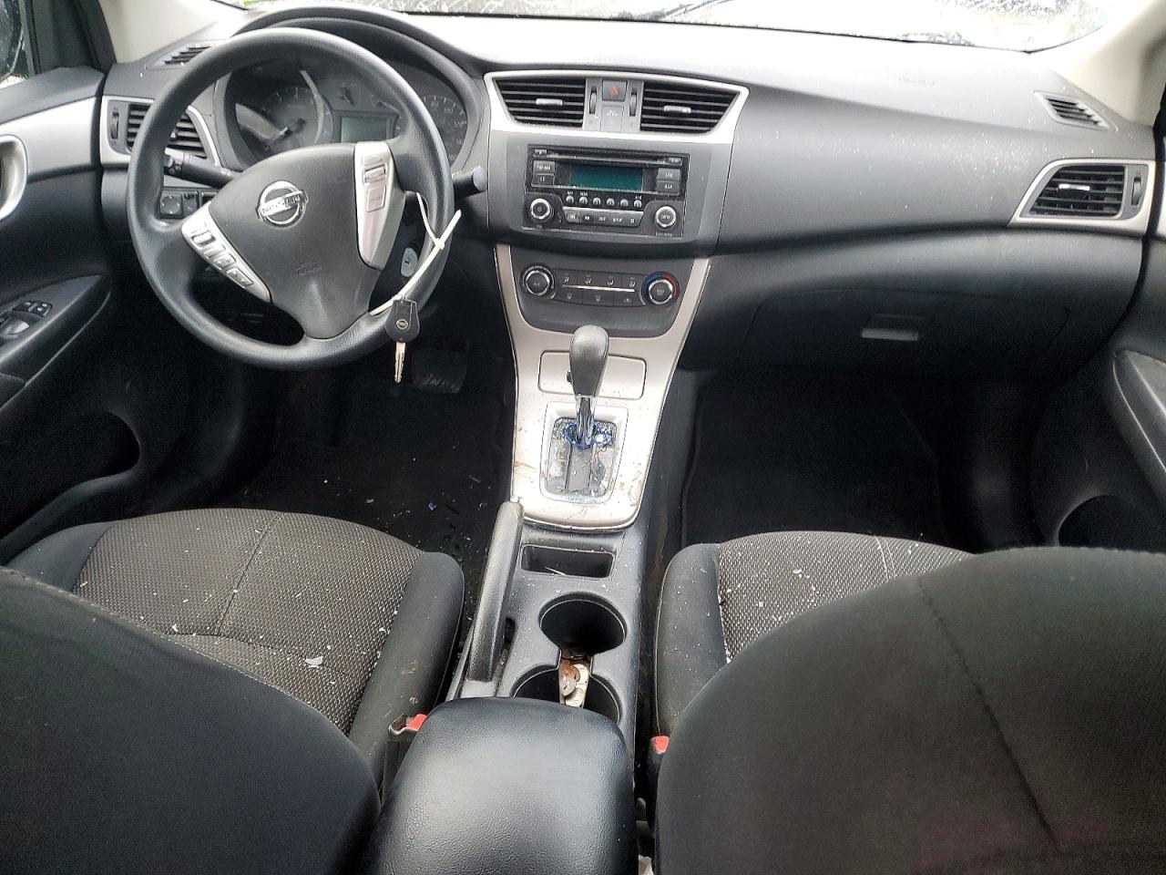 2015 NISSAN SENTRA S photo 8