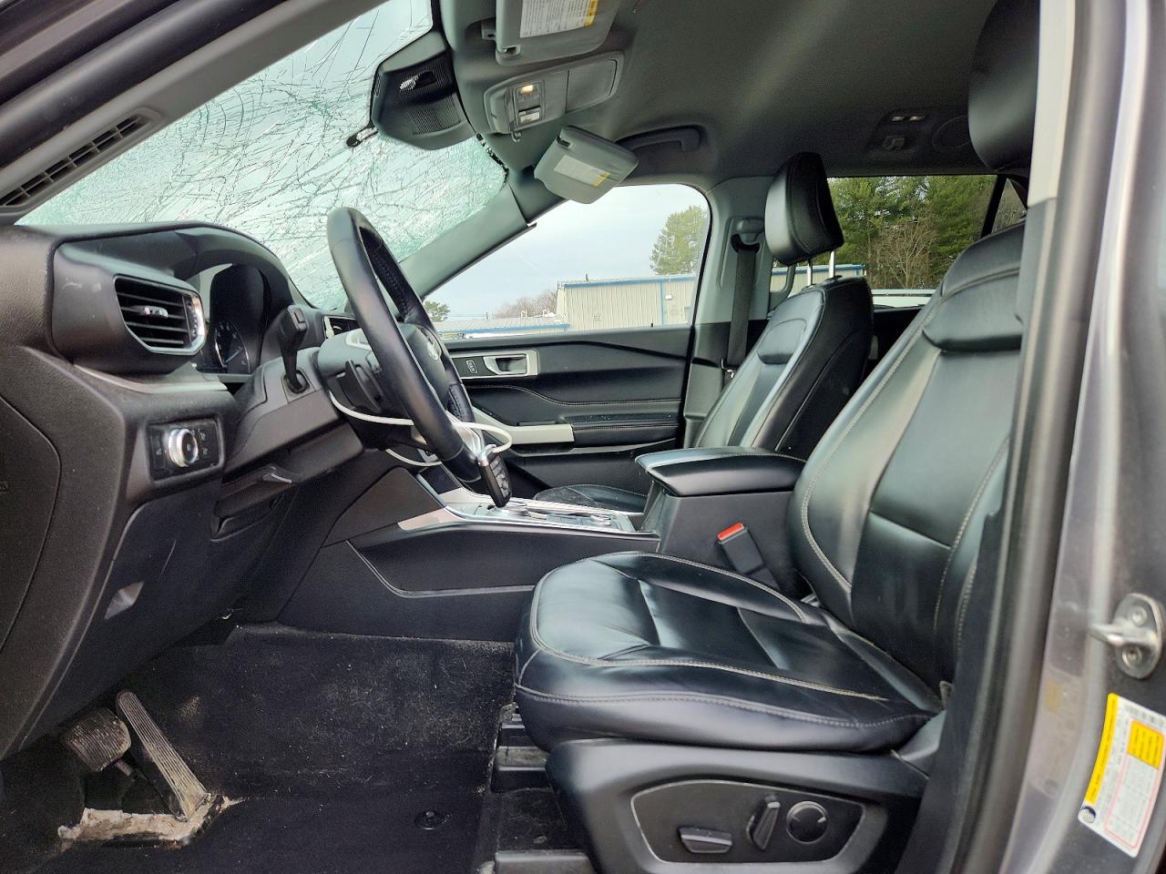 2021 FORD EXPLORER XLT photo 13