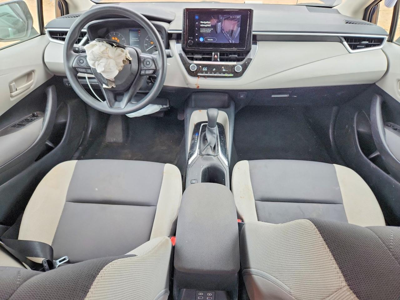 2024 TOYOTA COROLLA LE photo 8