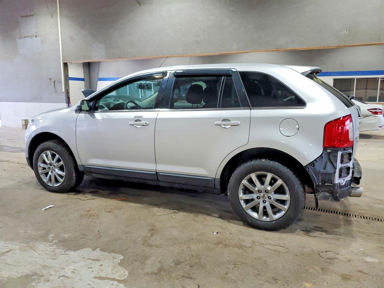 2014 FORD EDGE LIMITED photo 2