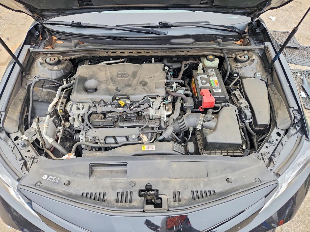 2018 TOYOTA CAMRY LE photo 31
