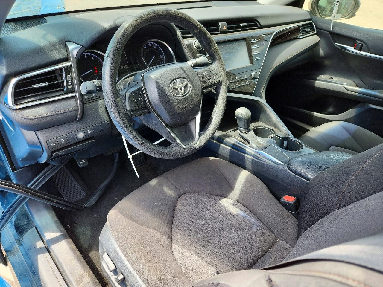 2018 TOYOTA CAMRY LE photo 22