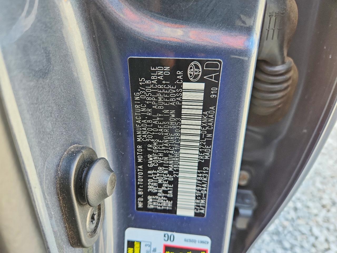 2015 TOYOTA COROLLA LE photo 34