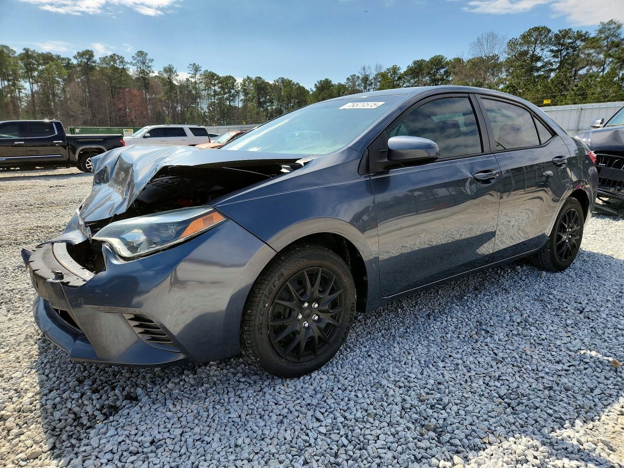 2015 TOYOTA COROLLA