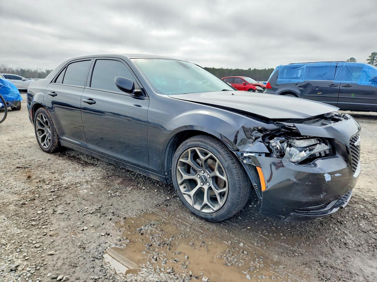 2015 CHRYSLER 300 S photo 4