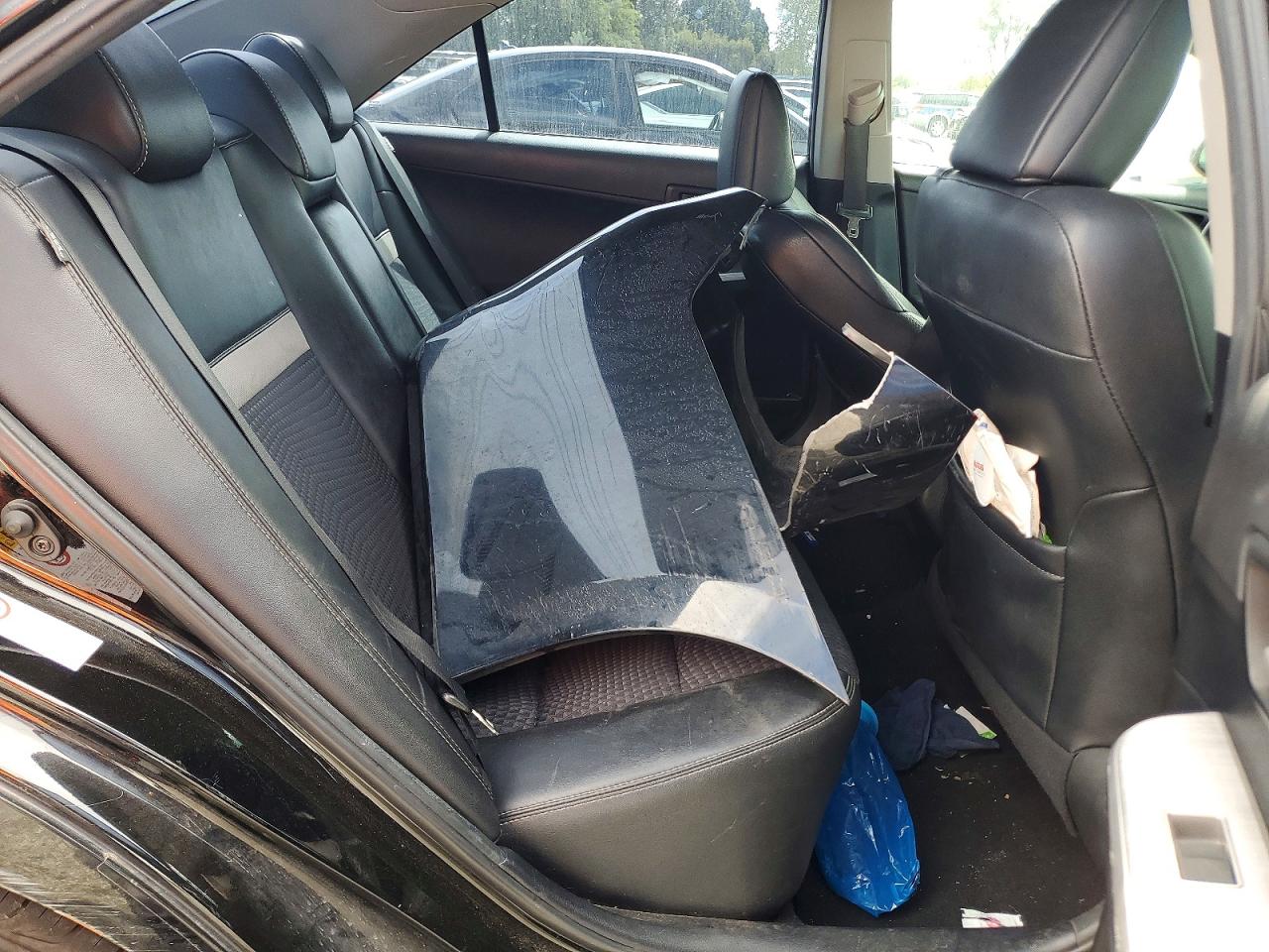 2012 TOYOTA CAMRY SE photo 28