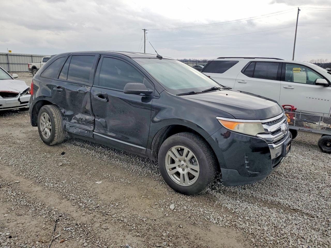 2011 FORD EDGE SE photo 4