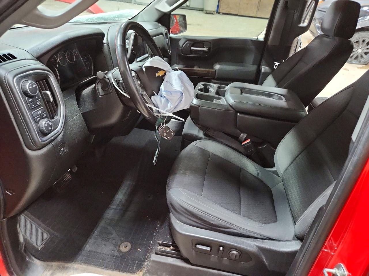 2020 CHEVROLET SILVERADO K1500 LT photo 19