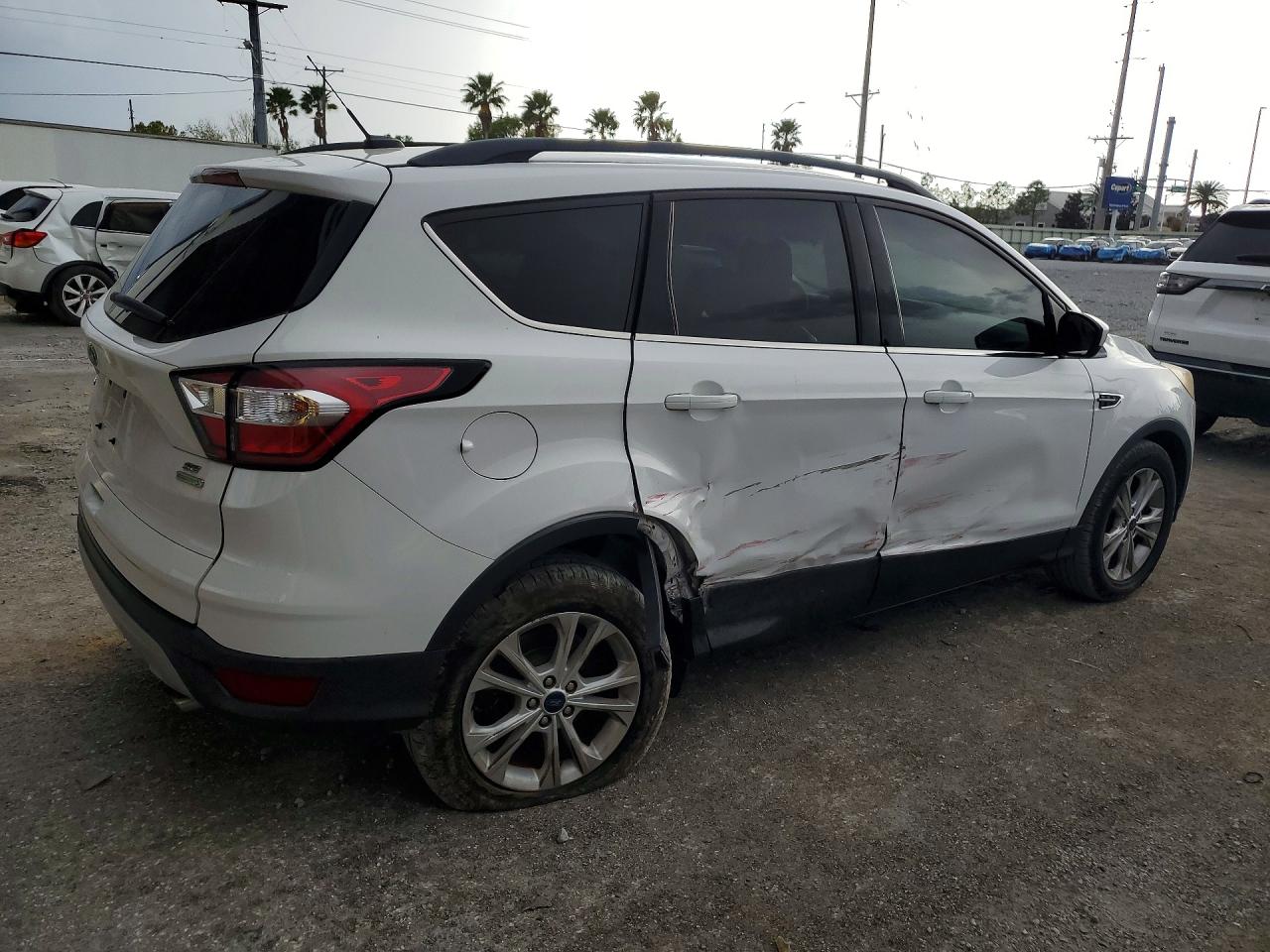 2018 FORD ESCAPE SE photo 5