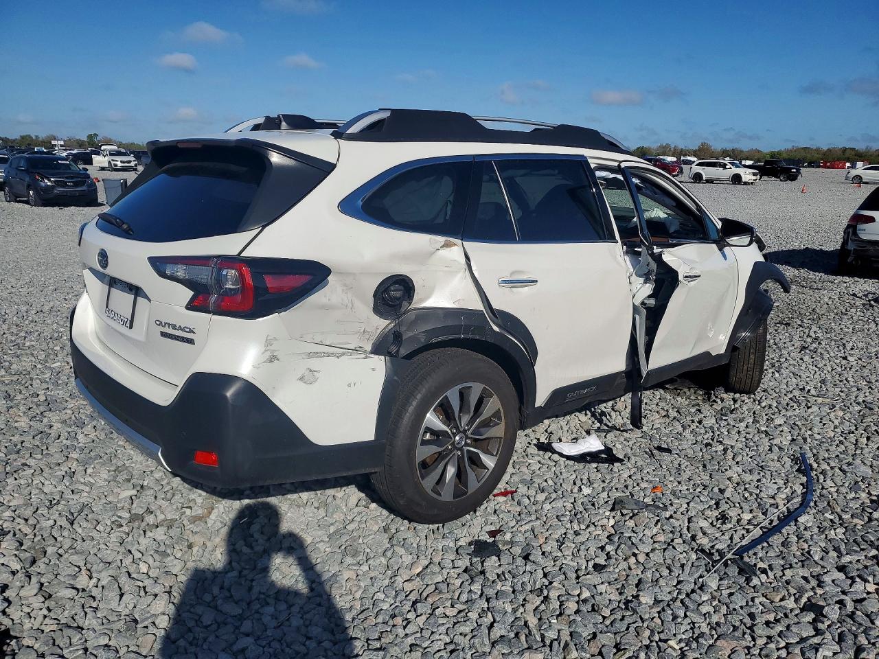 2025 SUBARU OUTBACK TOURING photo 5