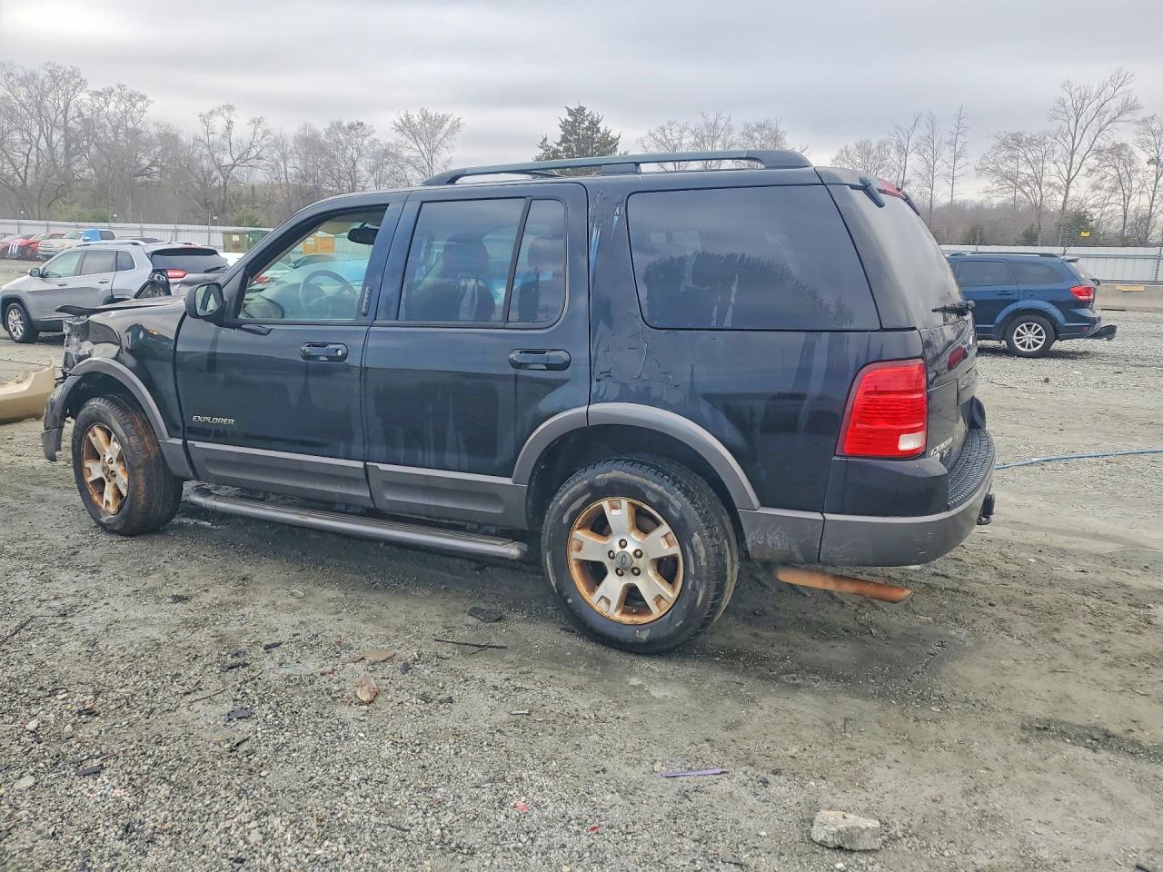 2004 FORD EXPLORER XLT photo 3