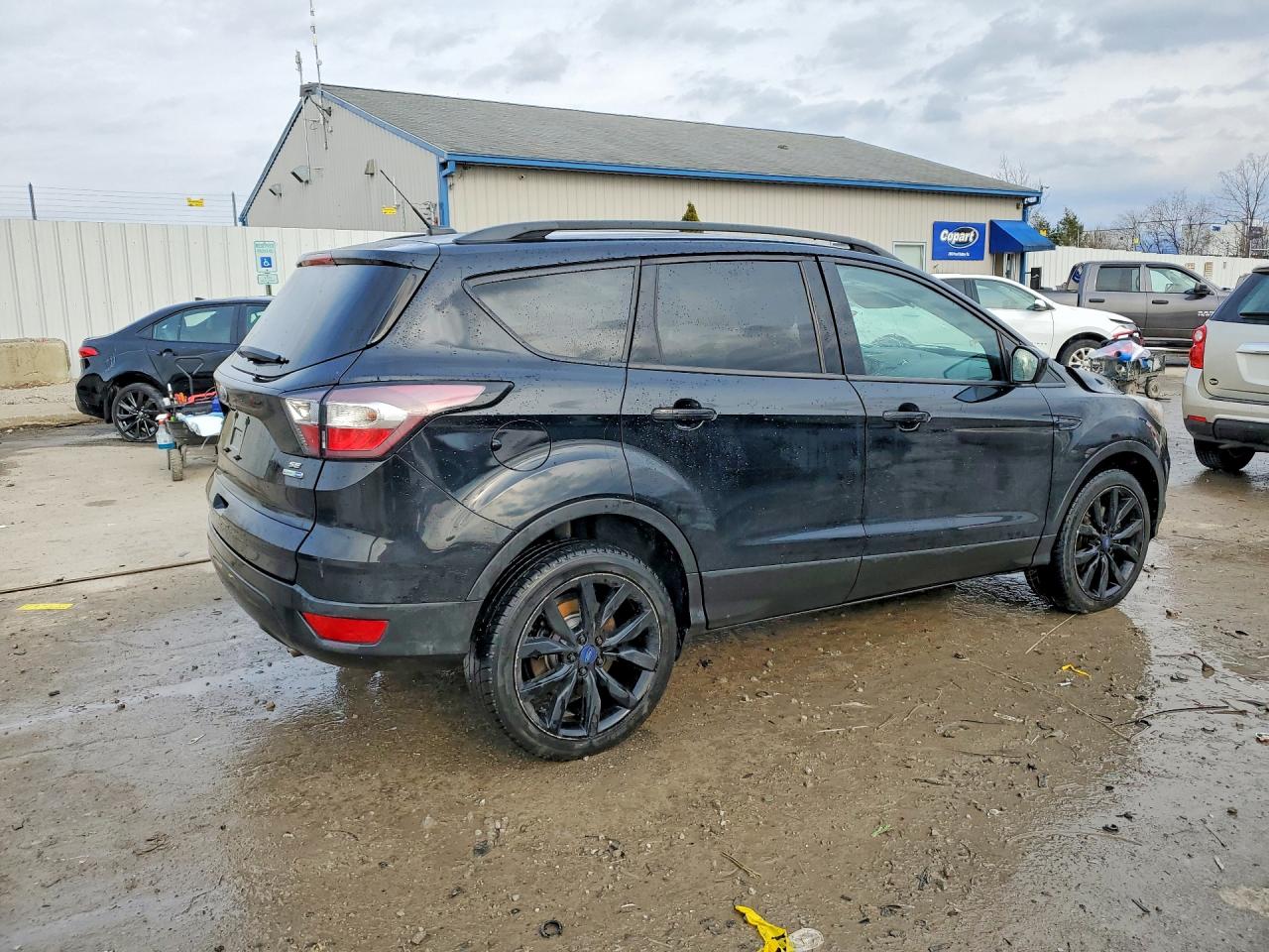 2017 FORD ESCAPE SE photo 5