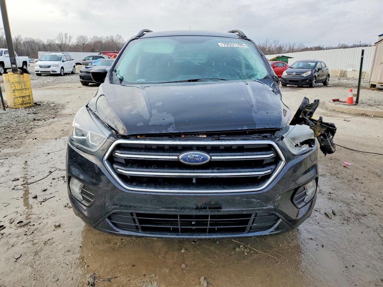 2017 FORD ESCAPE SE photo 9