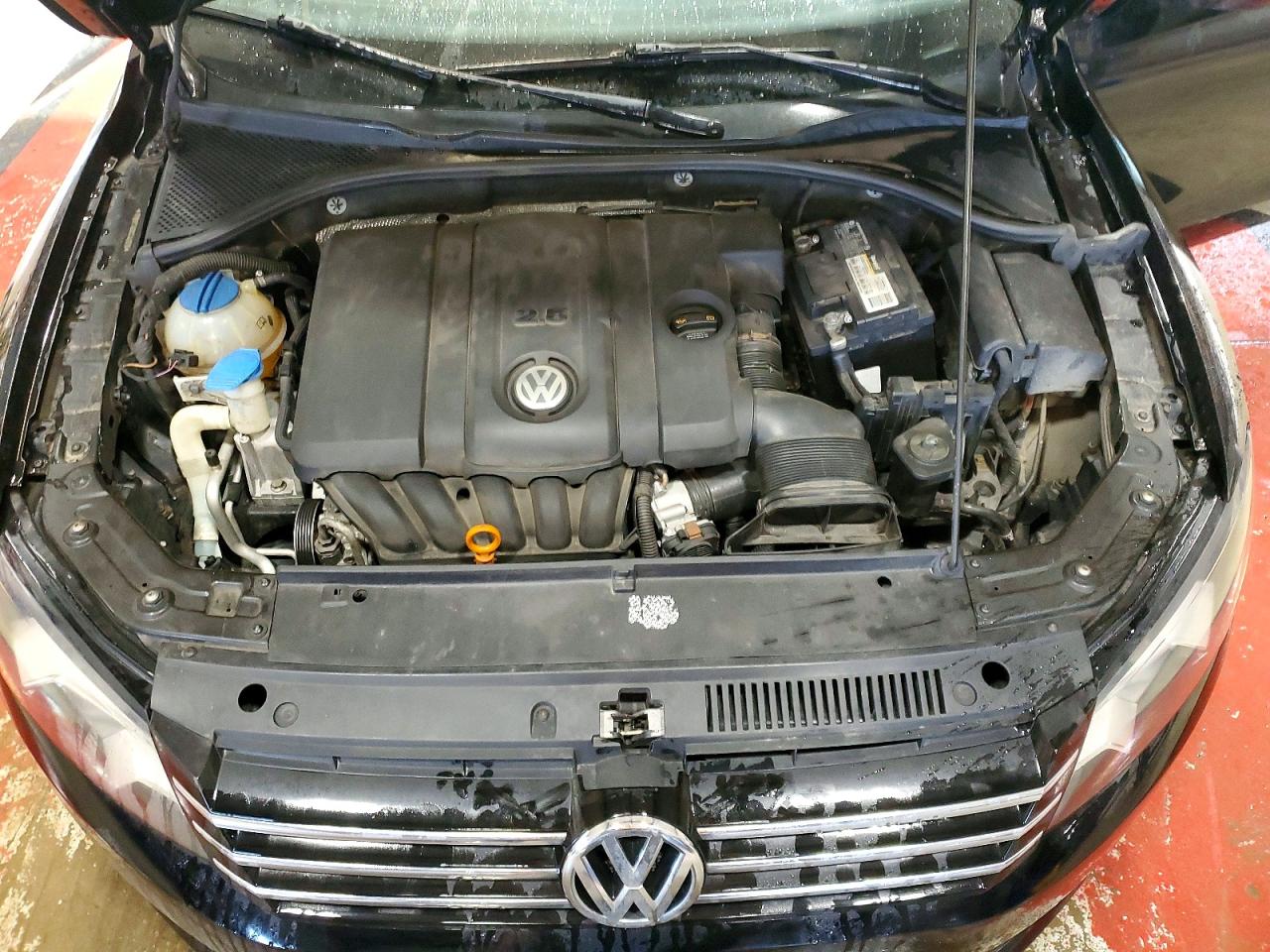2012 VOLKSWAGEN PASSAT SE photo 21