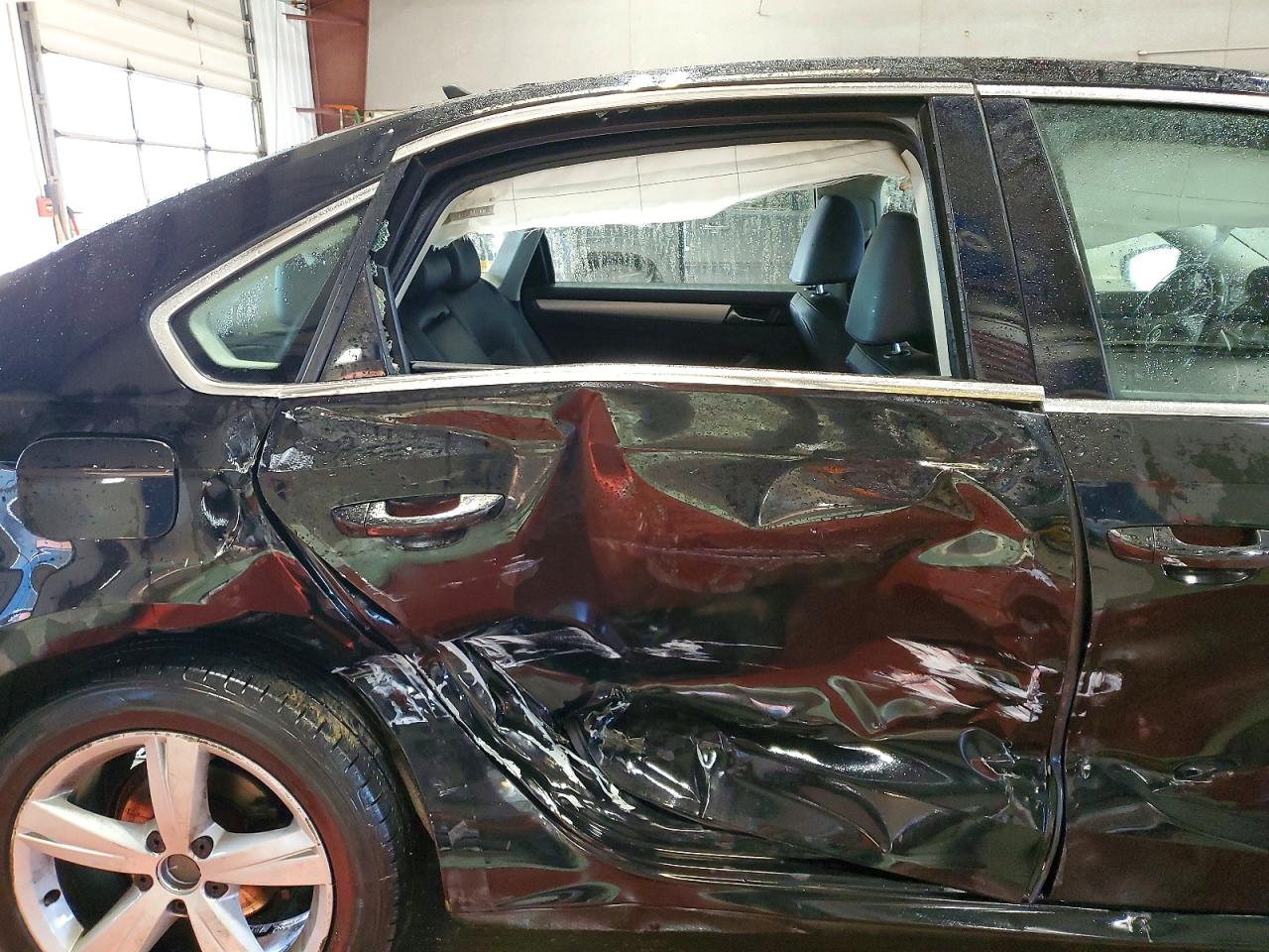 2012 VOLKSWAGEN PASSAT SE photo 19
