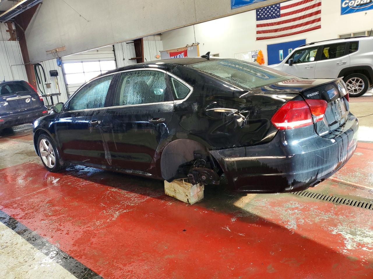 2012 VOLKSWAGEN PASSAT SE photo 3