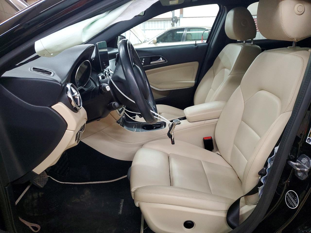 2019 MERCEDES-BENZ GLA 250 4MATIC photo 7