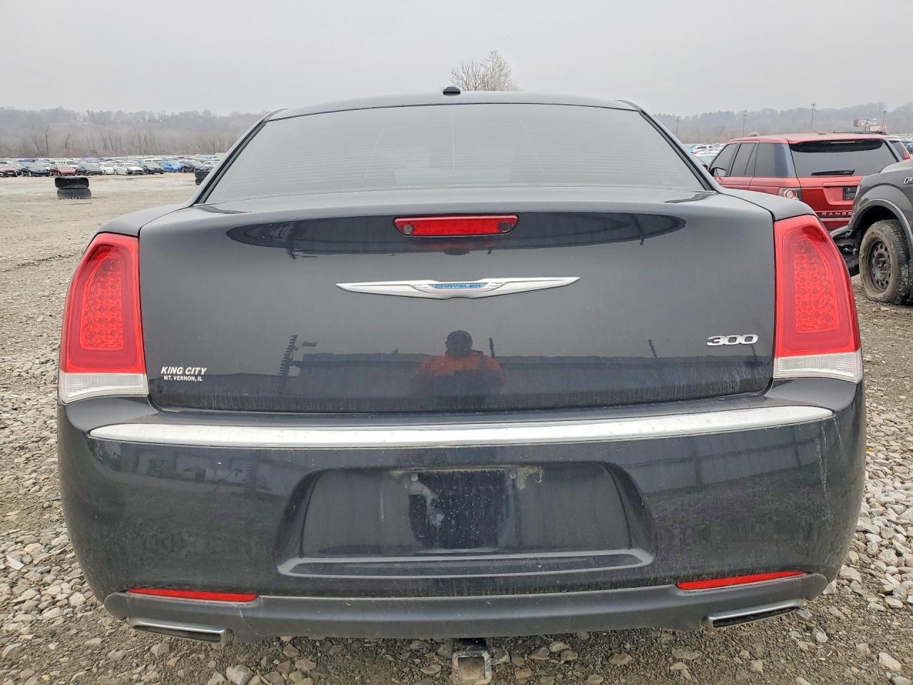 2016 CHRYSLER 300 LIMITED photo 11