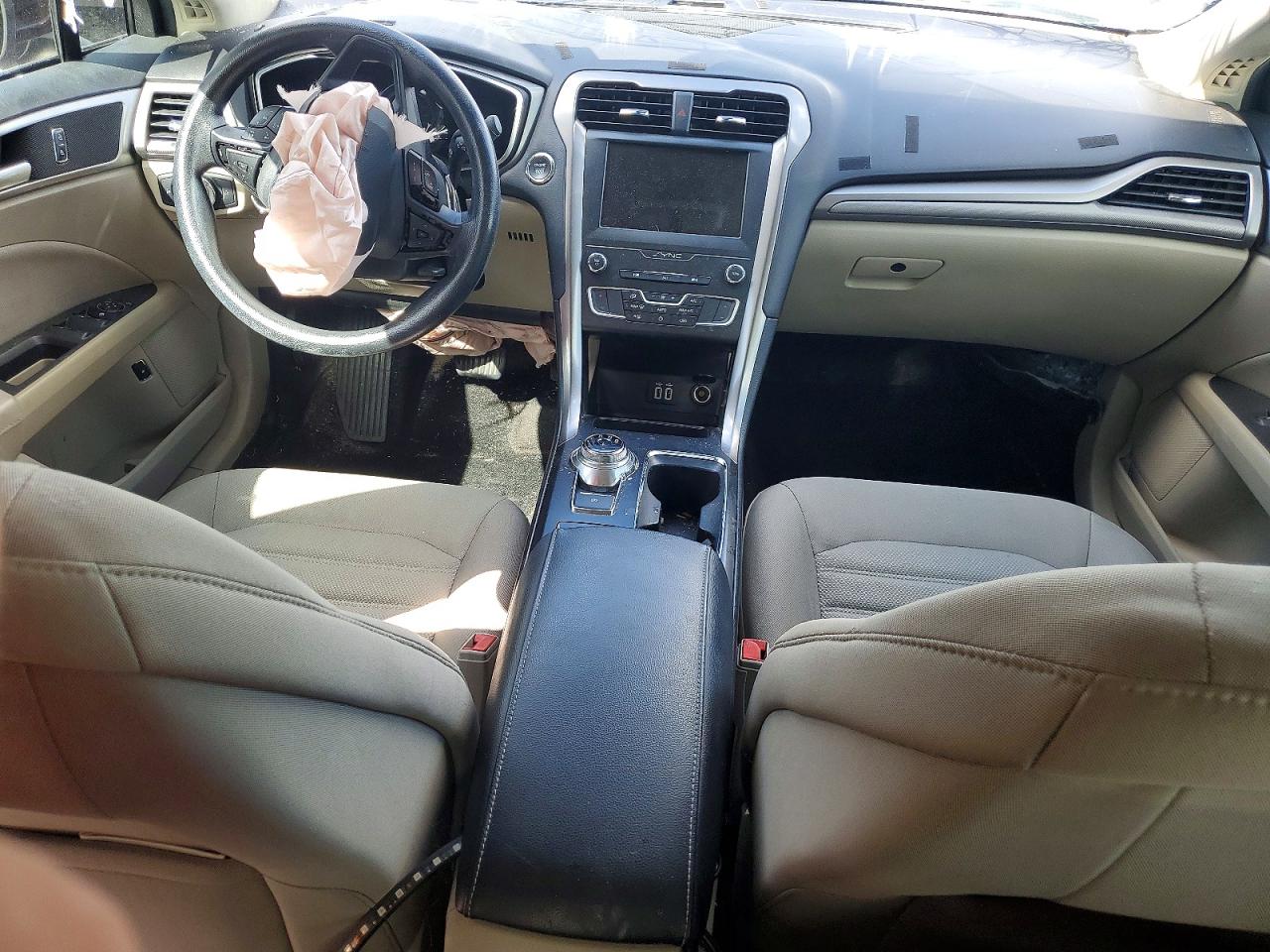 2019 FORD FUSION SE photo 8