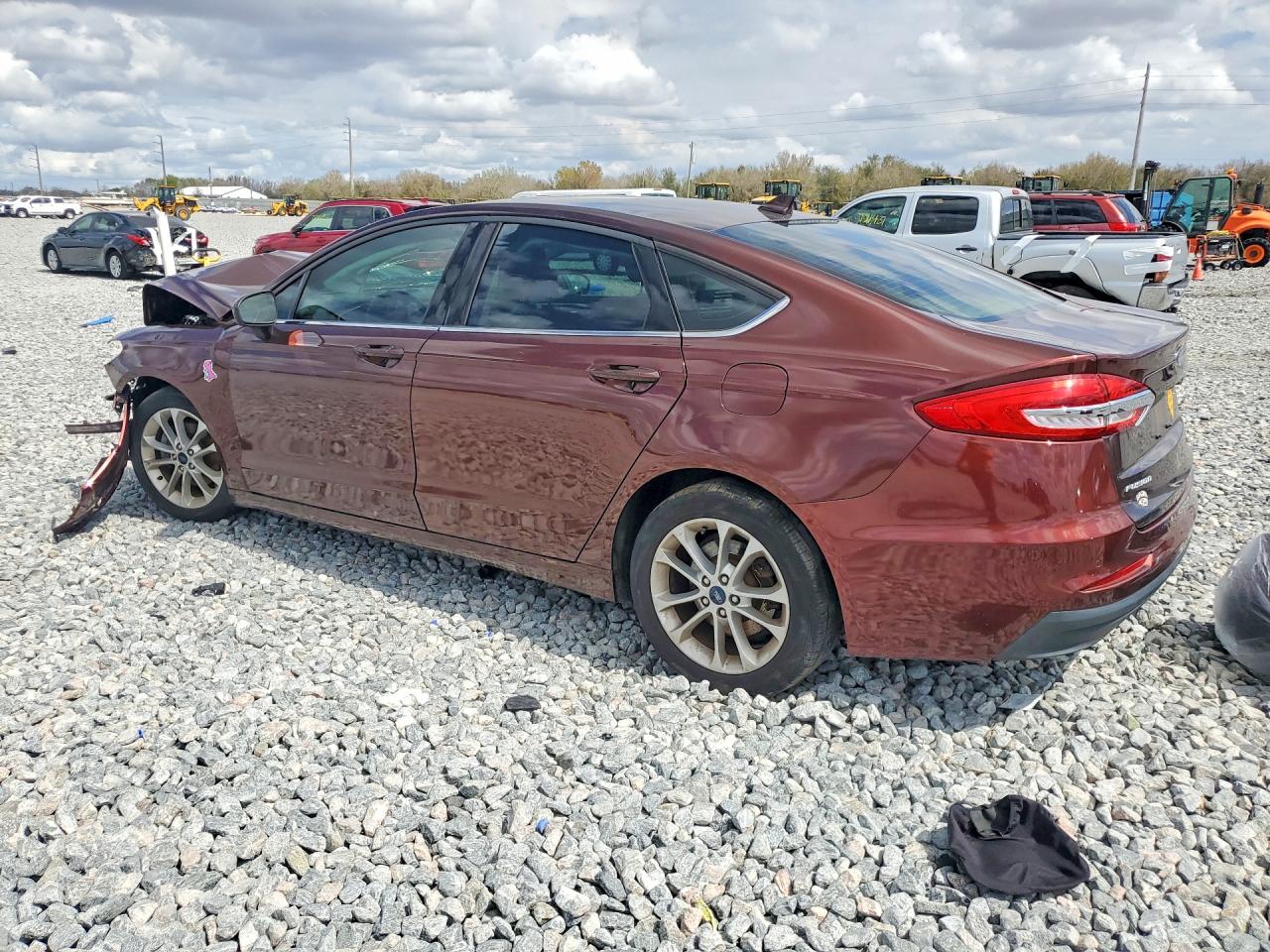 2019 FORD FUSION SE photo 2
