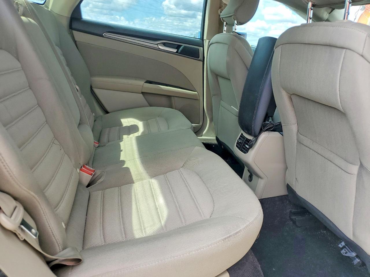 2019 FORD FUSION SE photo 10
