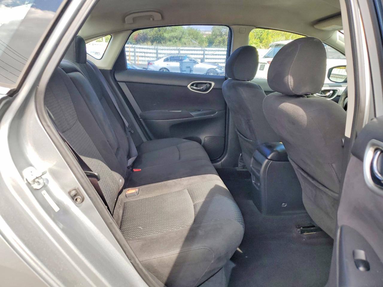2013 NISSAN SENTRA S photo 19