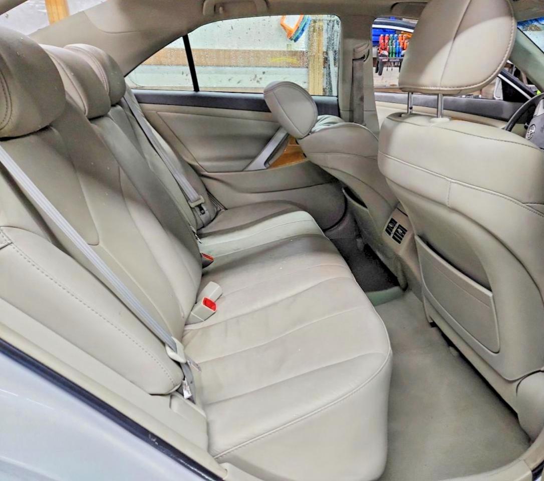 2007 TOYOTA CAMRY XLE V6 photo 10