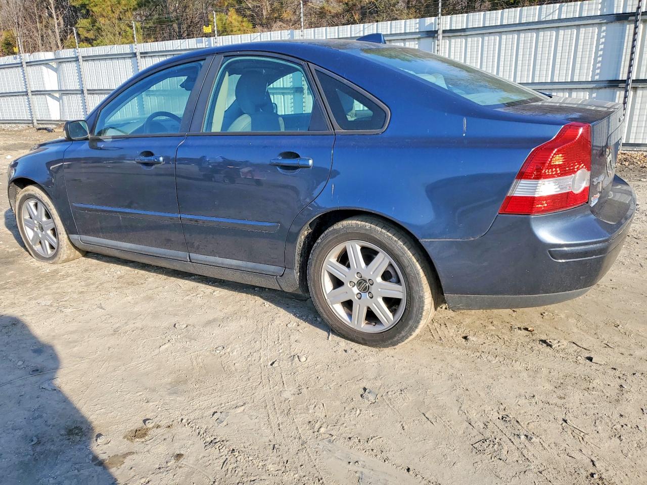 2006 VOLVO S40 2.4I photo 2